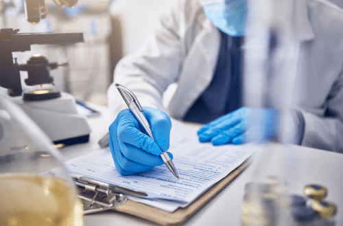 image representing how study coordinators help navigate clinical research